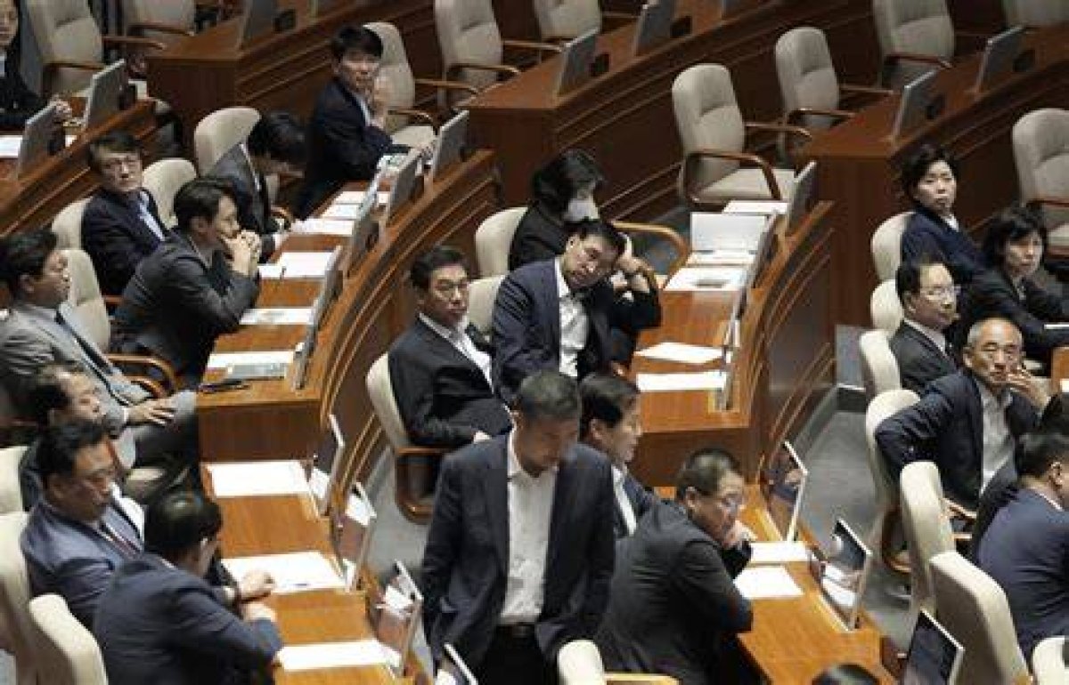 South Korean Parliament’s Vote on Opposition Chief’s Arrest a Sign of ‘Unprecedented’ Political Divide