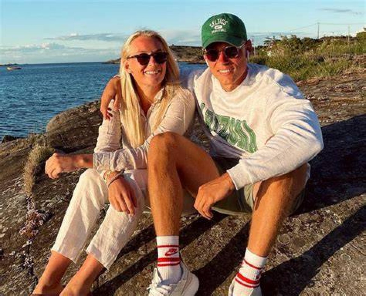 Stina Blackstenius Biography: Boyfriend, Family, Salary & Net Worth