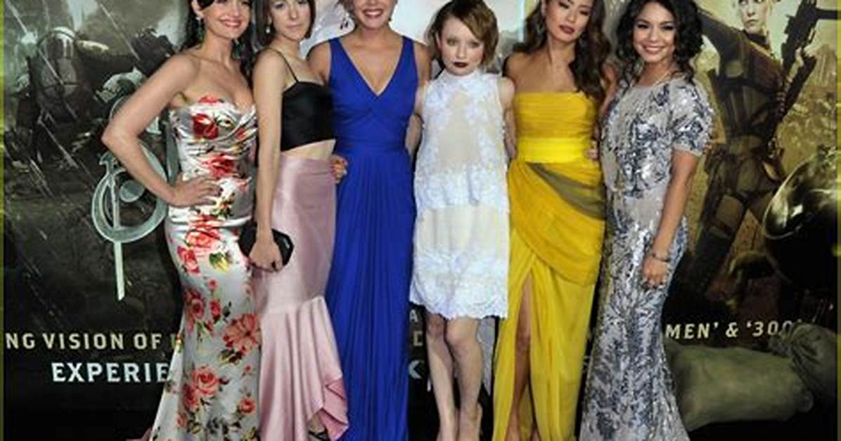 Sucker Punch Cast Reunites for Group Photo, Star Suggests a Prequel