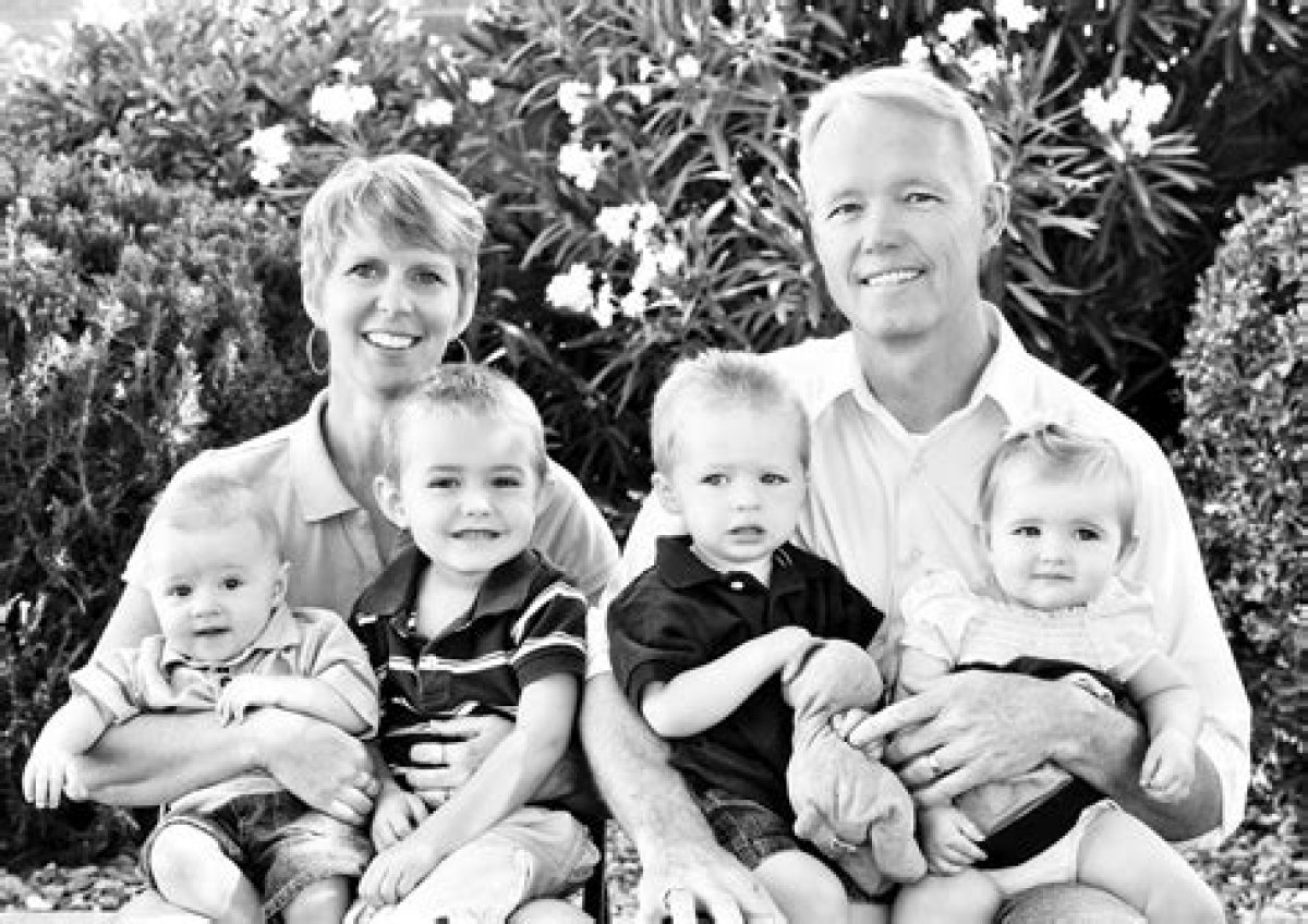 Suzanne Collins Siblings: Unveiling the Family Ties