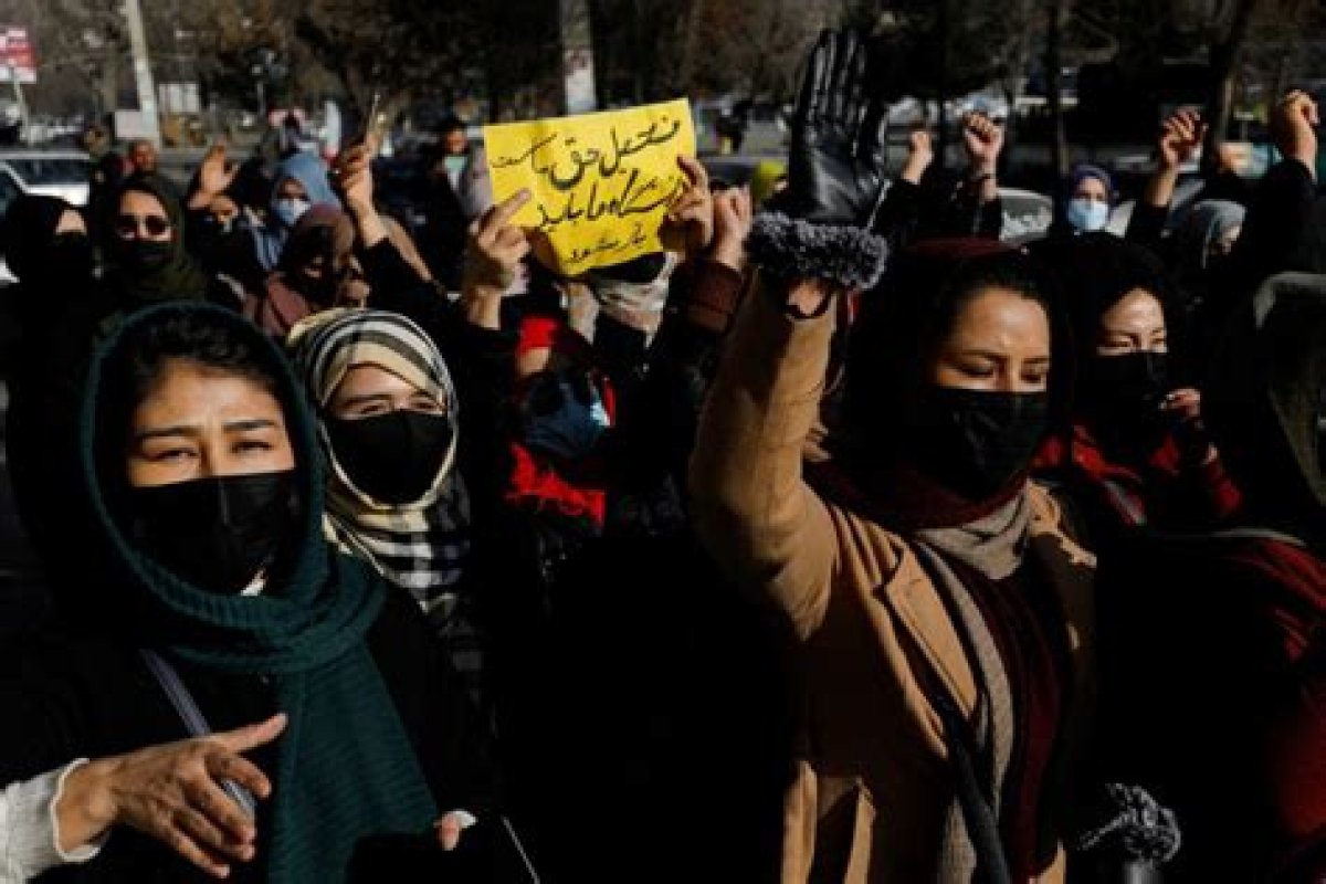 Taliban’s Higher Education Minister Defends Ban on Women from Universities