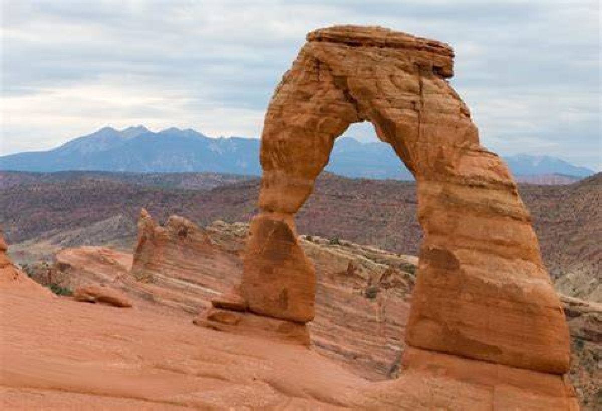The Arch: How the Timeless Architectural Form Is Back on Trend