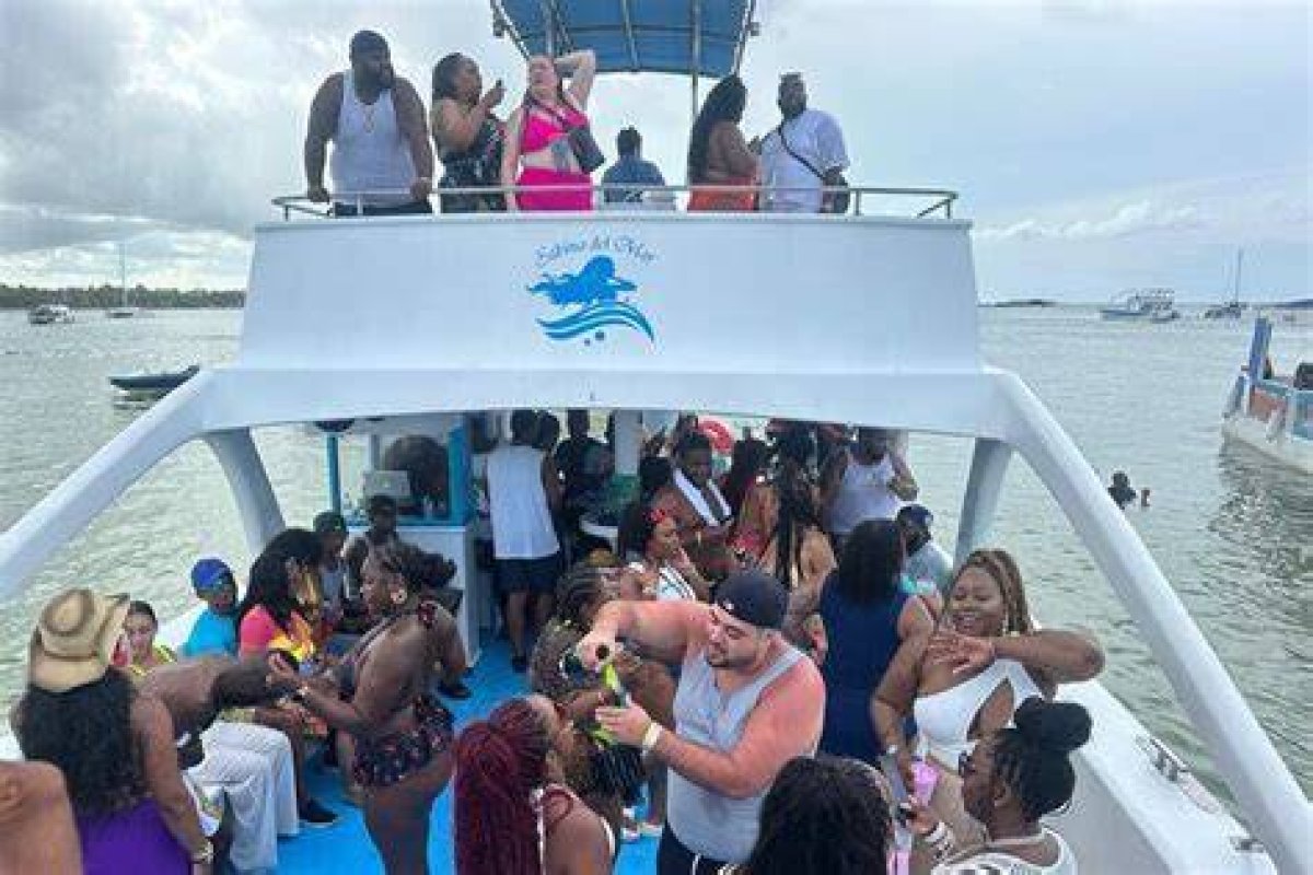The Best Boat Party Drinks: Stop Buying from 7-Eleven for Your Junk Trip – Make Your Own Simple Cocktails Instead