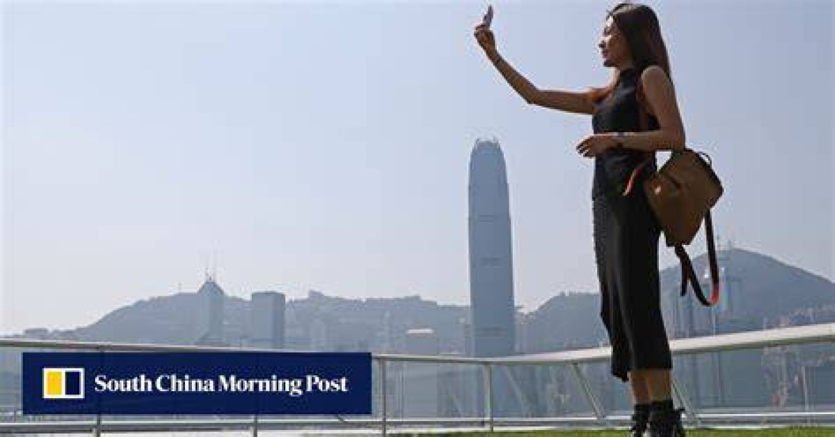 The Best Cities for Instagram Photos, Selfies, Sexy Poses – New York, London, Jakarta Score, Hong Kong Surprises