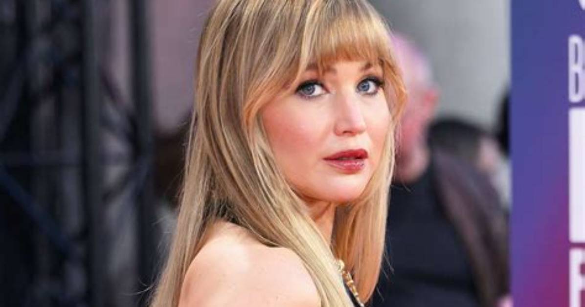 **The Courageous Journey of Jennifer Lawrence: Leaving Home at 14**