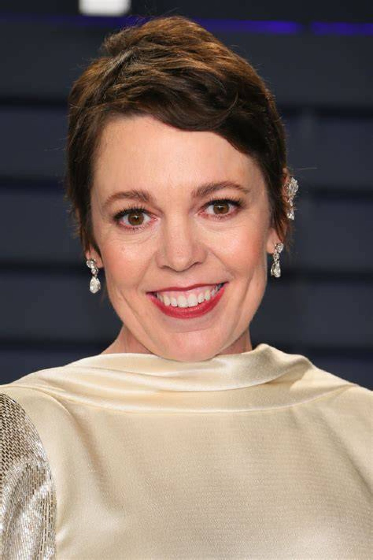 The Crown's Lead Actress Olivia Colman Is Married to Ed Sinclair Since 2001