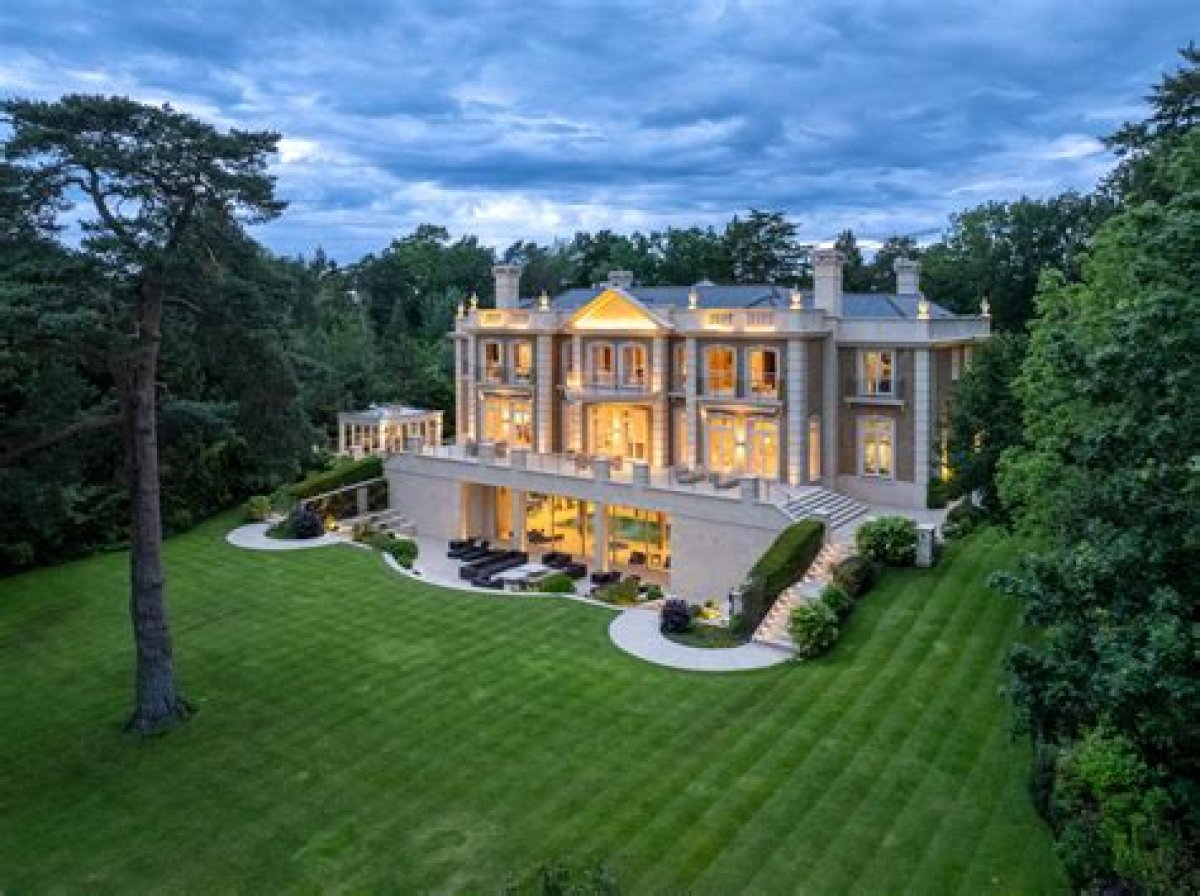 The Luxury London Mansions of India’s Richest – from Billionaire Mukesh Ambani’s Stoke Park Property and Priyanka Chopra’s Lavish Pad, to Lakshmi Mittal’s Home on the Bishops Avenue