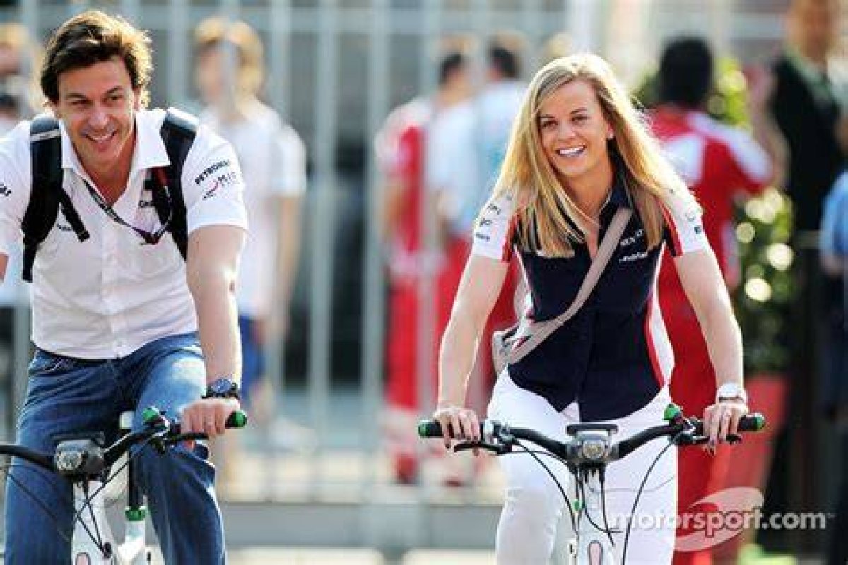 Toto Wolff’s Wife: Who Is Toto Wolff Dating?