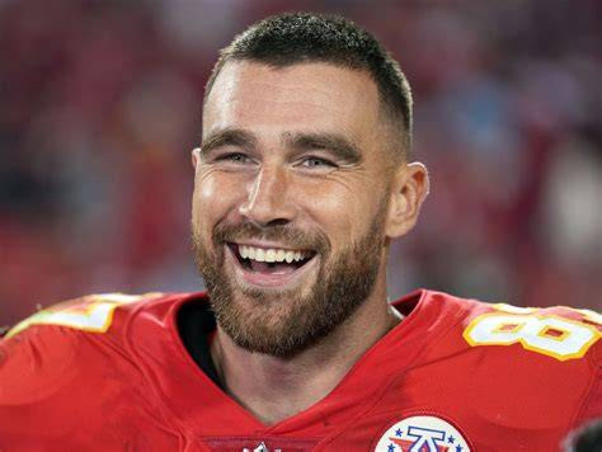 Travis Kelce Wiki 2024 - Girlfriend, Salary, Tattoo, Cars & Houses and Net Worth