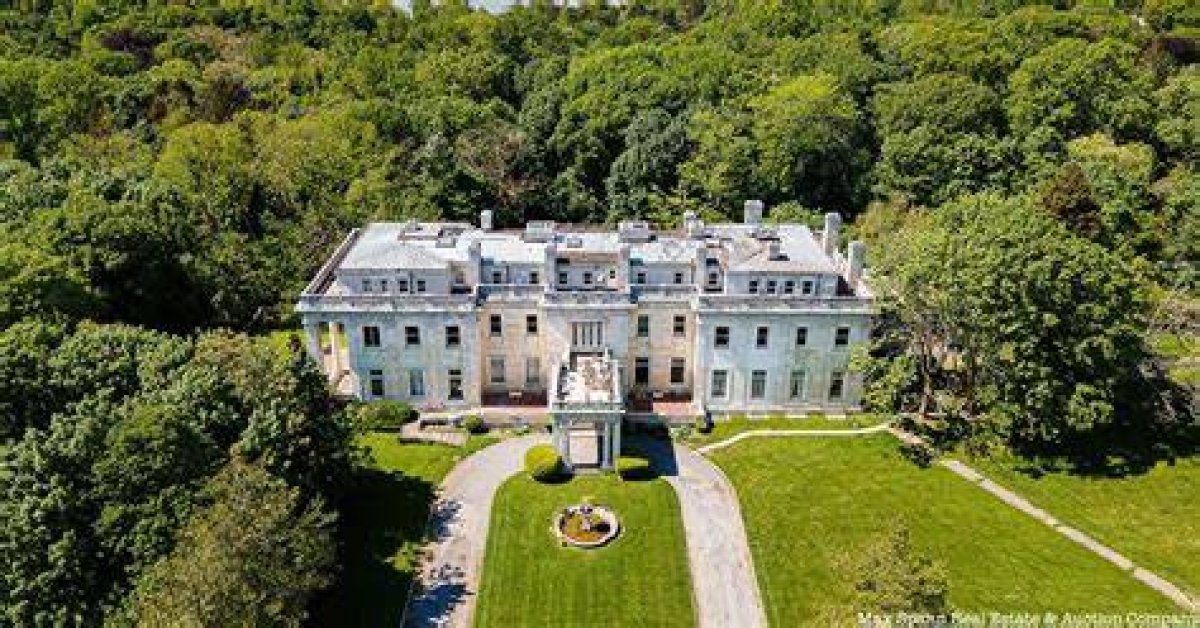 Treasures of New York | Gold Coast Mansions