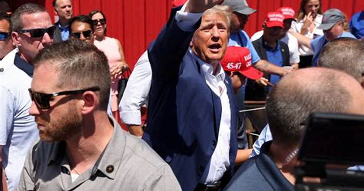 Trump Urging Iowa Voters to ‘Come Together’ to Hand Him a Blowout Victory Next Month