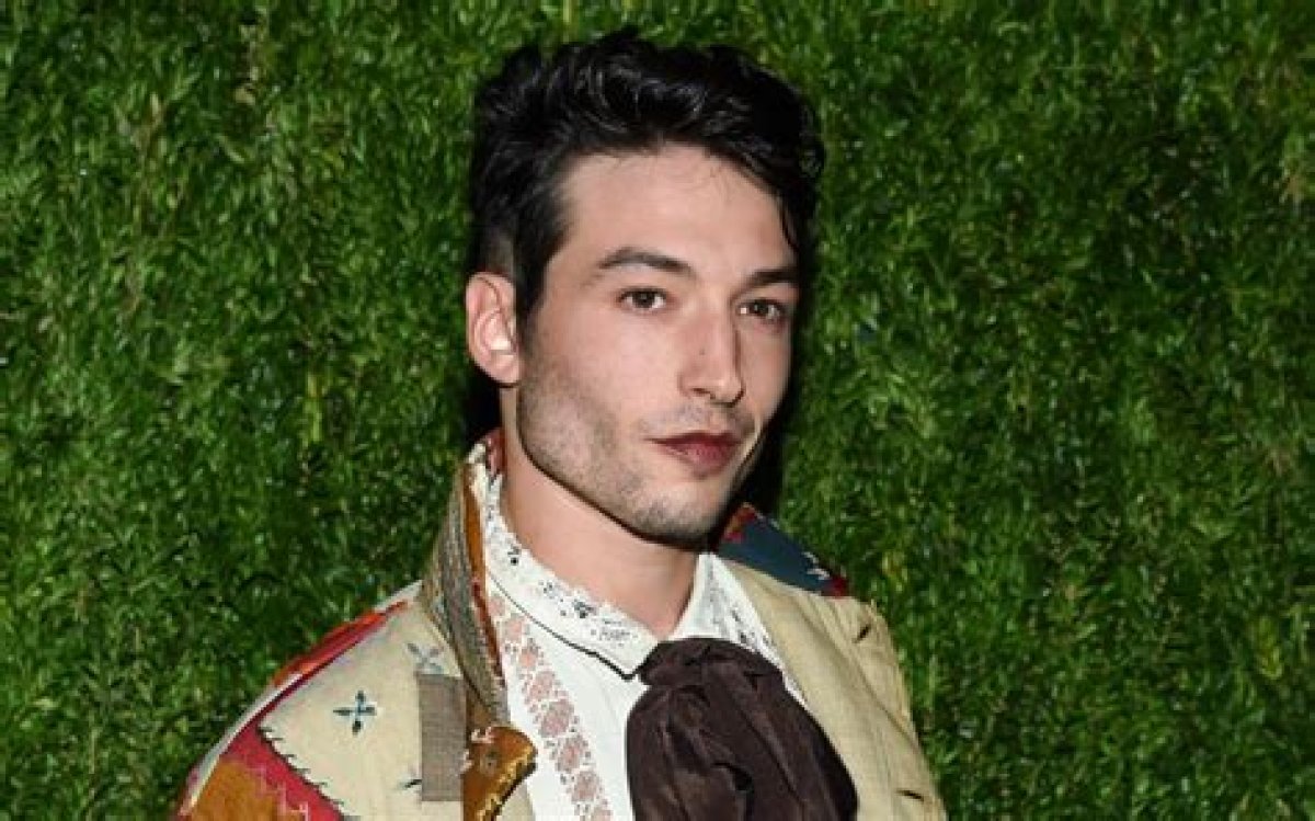 Truth About Ezra Miller’s Gay Rumors, Wife, and Dating Life