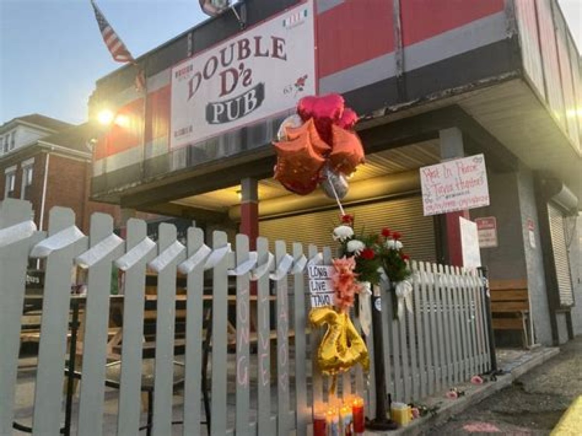 Two Women, Tavia Copley and Taya Mollette, Shot and Killed Outside Ohio Bar; No Suspect Arrested
