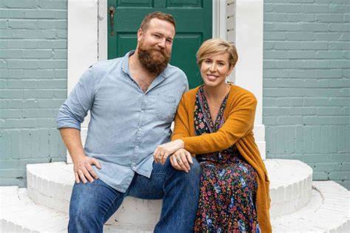 Unlocking the Secrets of Erin Napier's Illness: Discoveries and Insights
