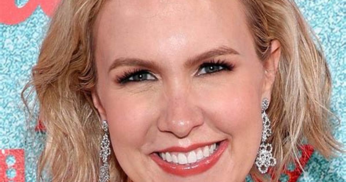 Unveiling the Artistry of Murphy Mason Actress: Captivating Discoveries
