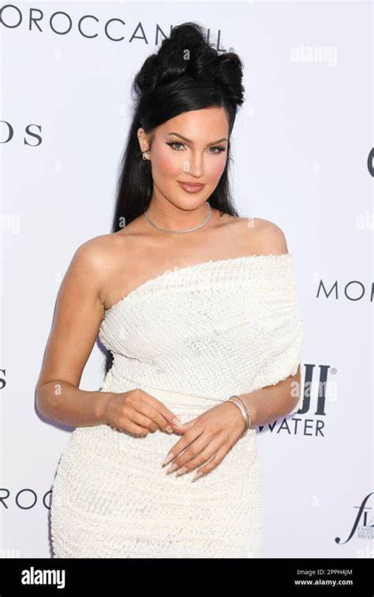 Unveiling the Life of Natalie Halcro and Her Husband