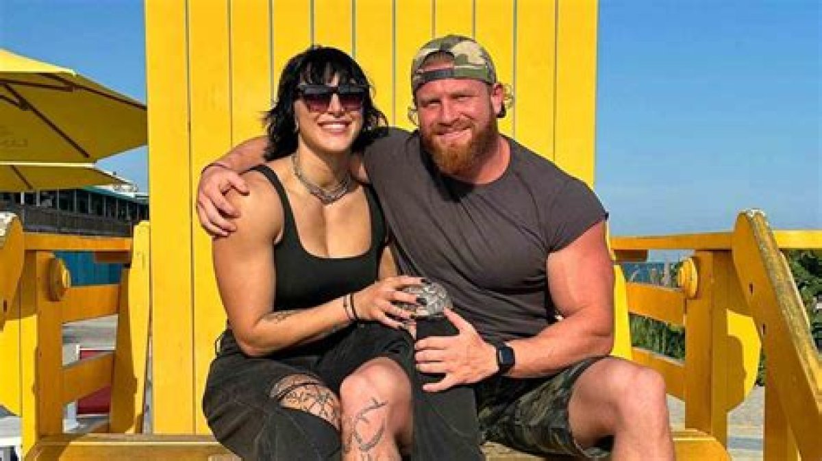 Unveiling the Mystery of Buddy Matthews Dating