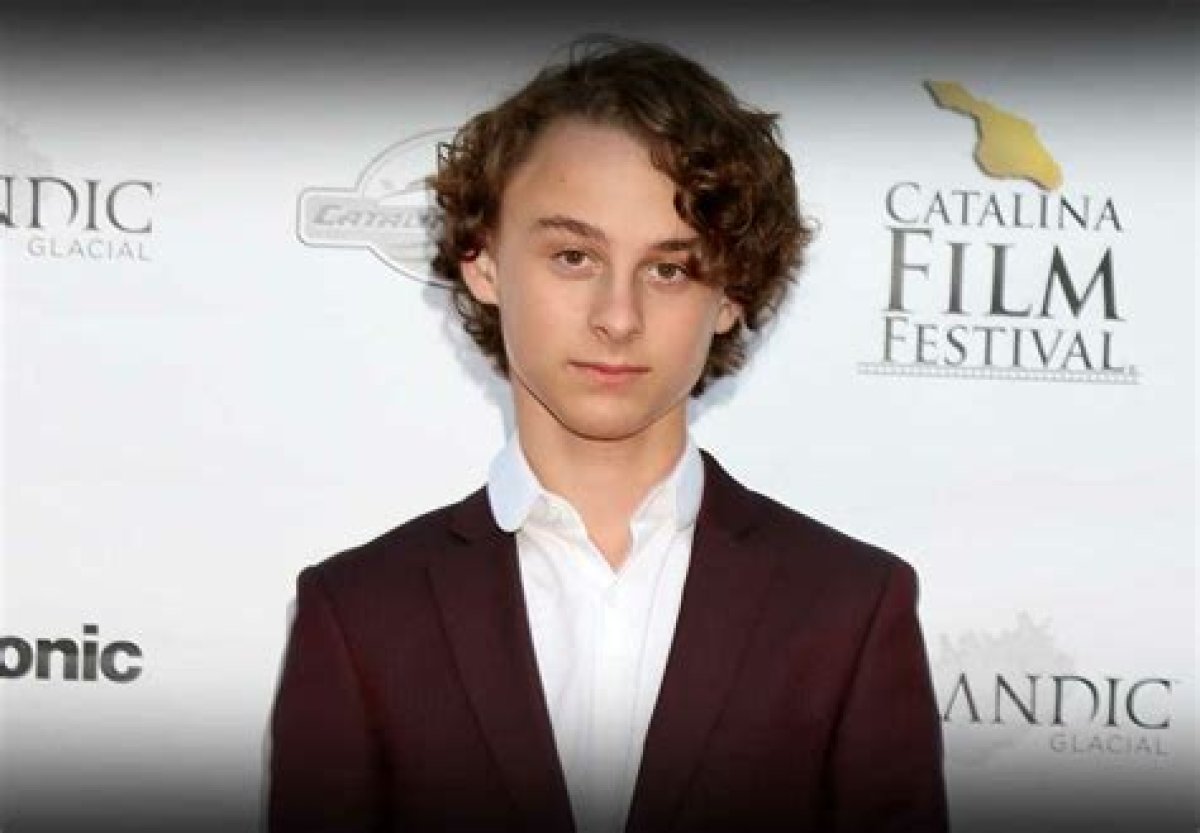 Unveiling the Mystery: Who Is Wyatt Oleff's Girlfriend?