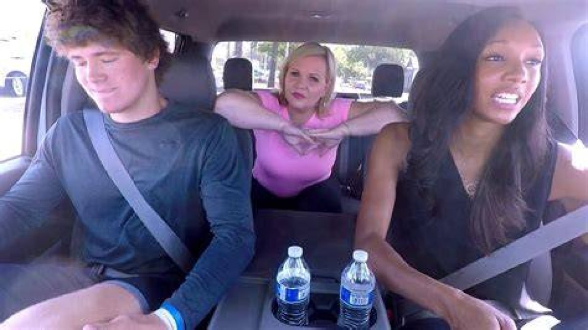 Unveiling the Personal Life of Holly Rowe: Is Holly Rowe Married?