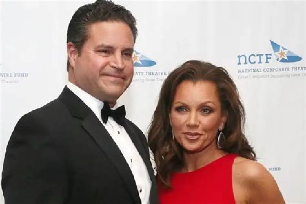 Vanessa Williams and Husband: a Journey Through Love and Success