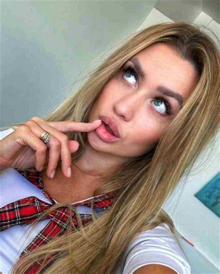 
Veronica Fumanal Height, Weight, Net Worth, Age, Birthday, Wikipedia, Who, Instagram, Biography 