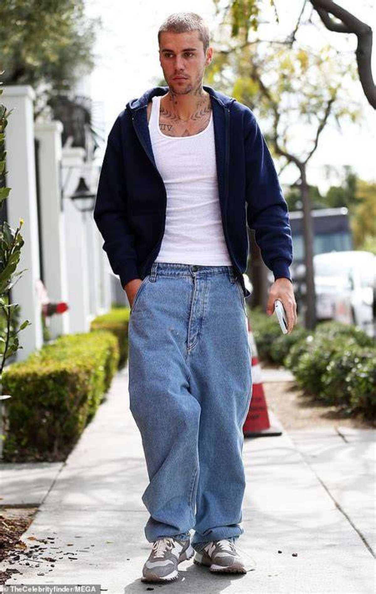 Vile 'Justin Bieber Comes out as Gay' Meme on Instagram Enrages Fans