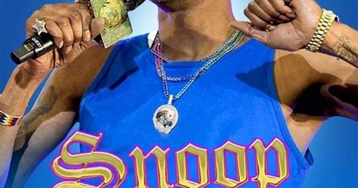 Watch Snoop Dogg Stream, Smoke, and Survive in Sos