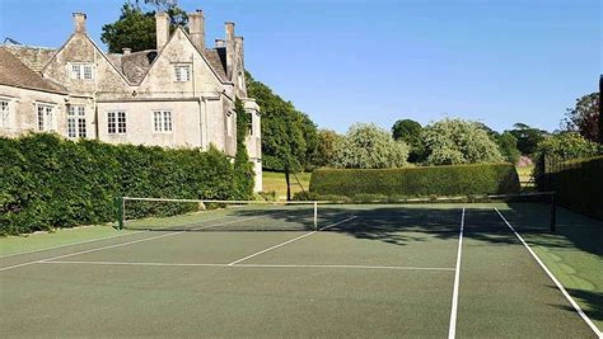 What Country Has the Most Tennis Courts?