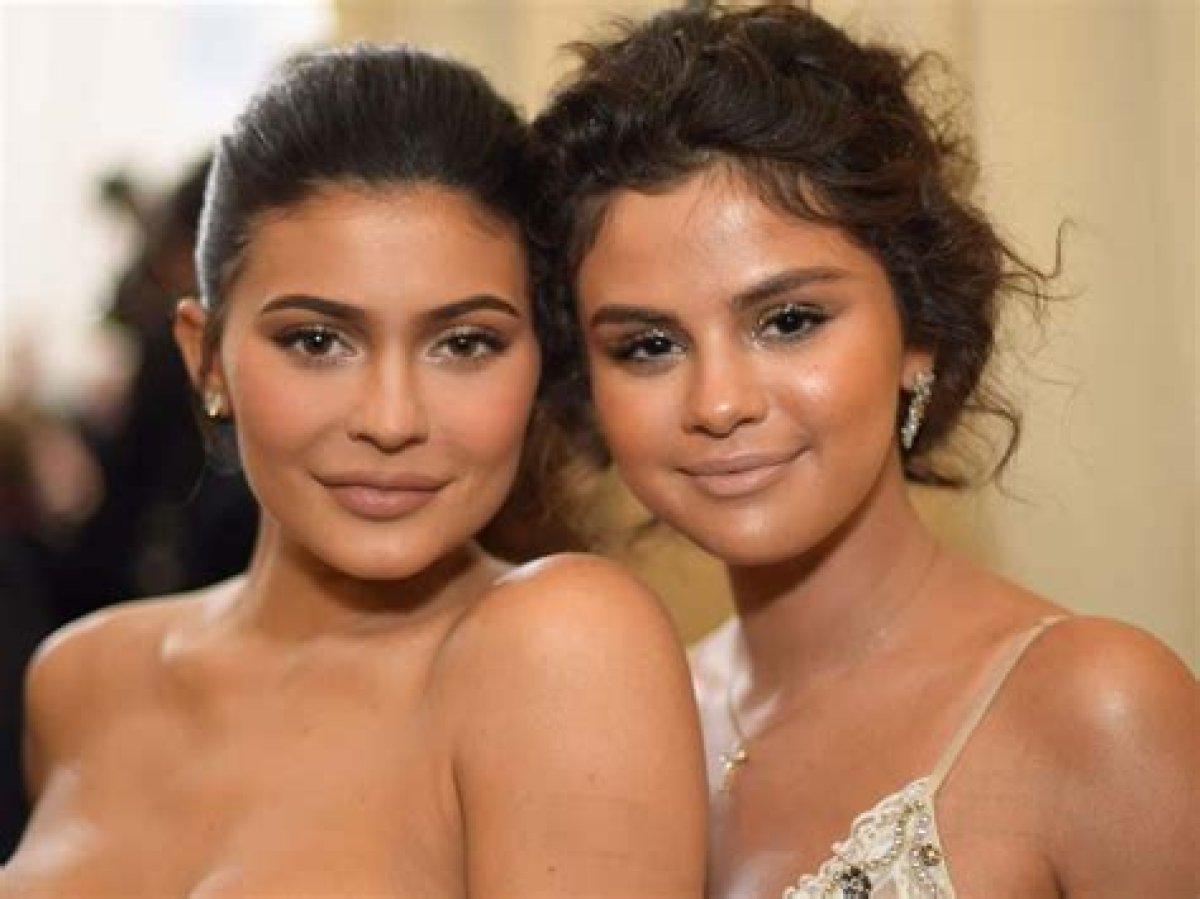 What Feud? Selena Gomez and Kylie Jenner’s Twinning Fashion Moments, Revealed: Away from the Hailey Bieber Tiktok Drama Are Two Talents Rocking Often Matching Looks, from Sailor Bikinis to Disco Diva
