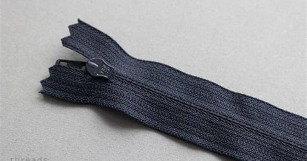What Is the Purpose of the Zipper Inside Luggage?