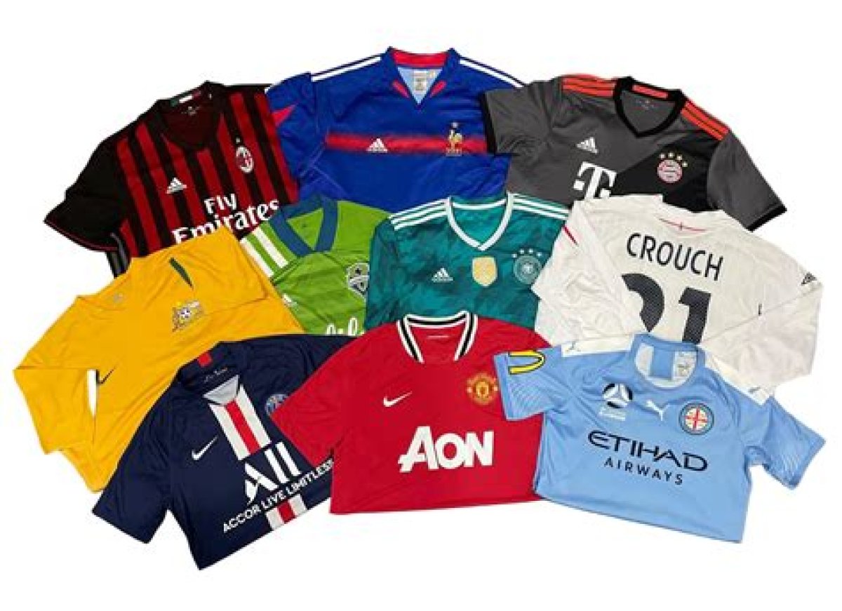 Where Can I Buy Football Shirts in Hong Kong? English Premier League, La Liga, Serie a to J League