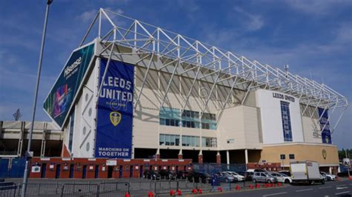 Where Is Showing Football in Leeds?