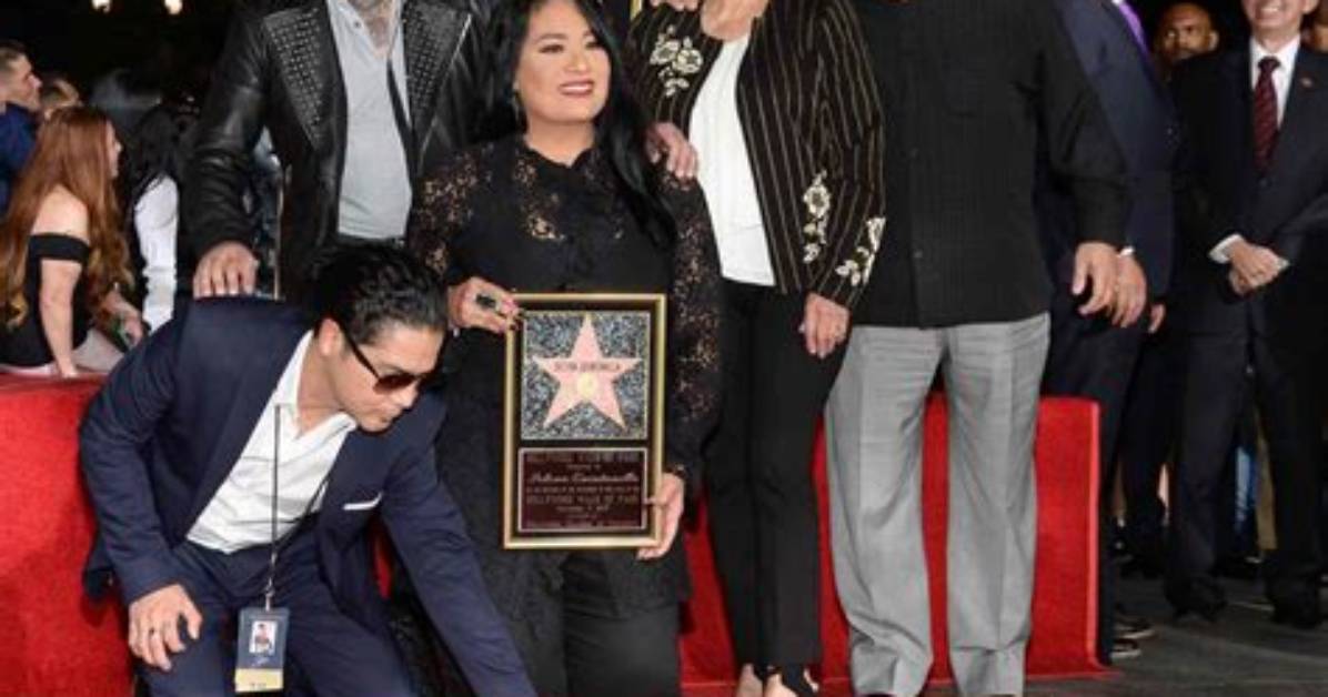 Who Is A. B. Quintanilla's Daughter Savani Quintanilla? Her Age