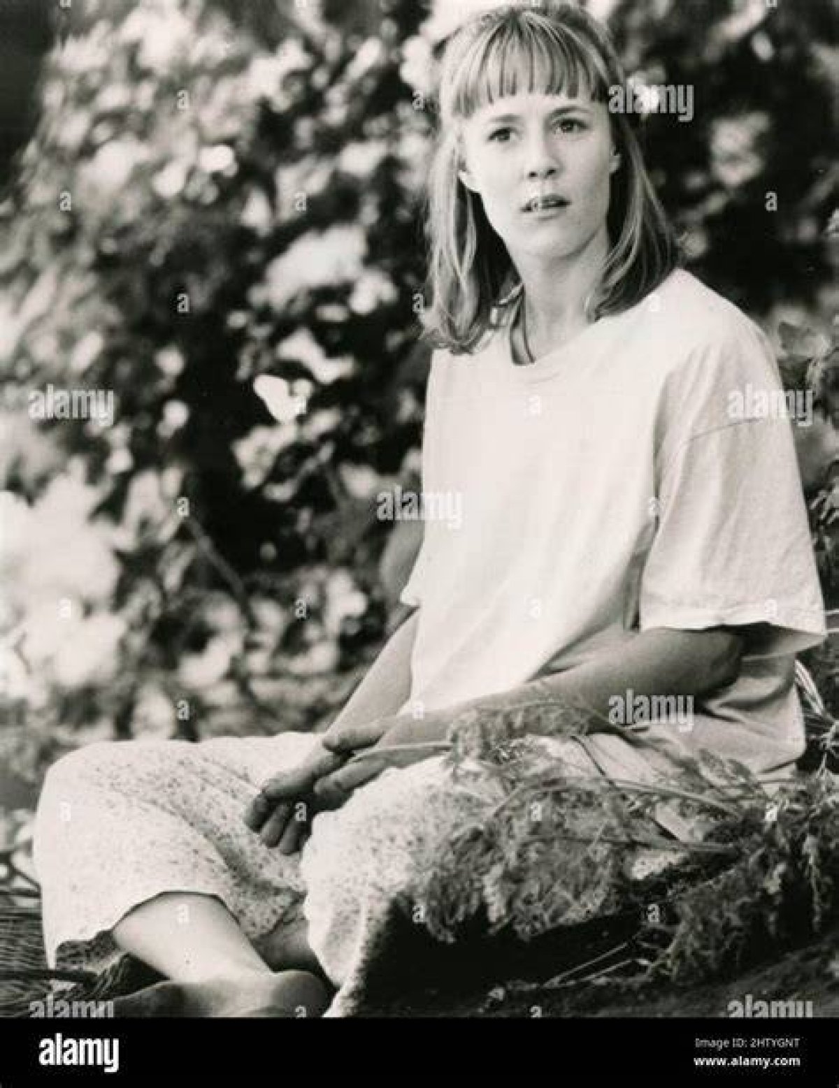 Who Is American Actress Mary Stuart Masterson? Her Age & More