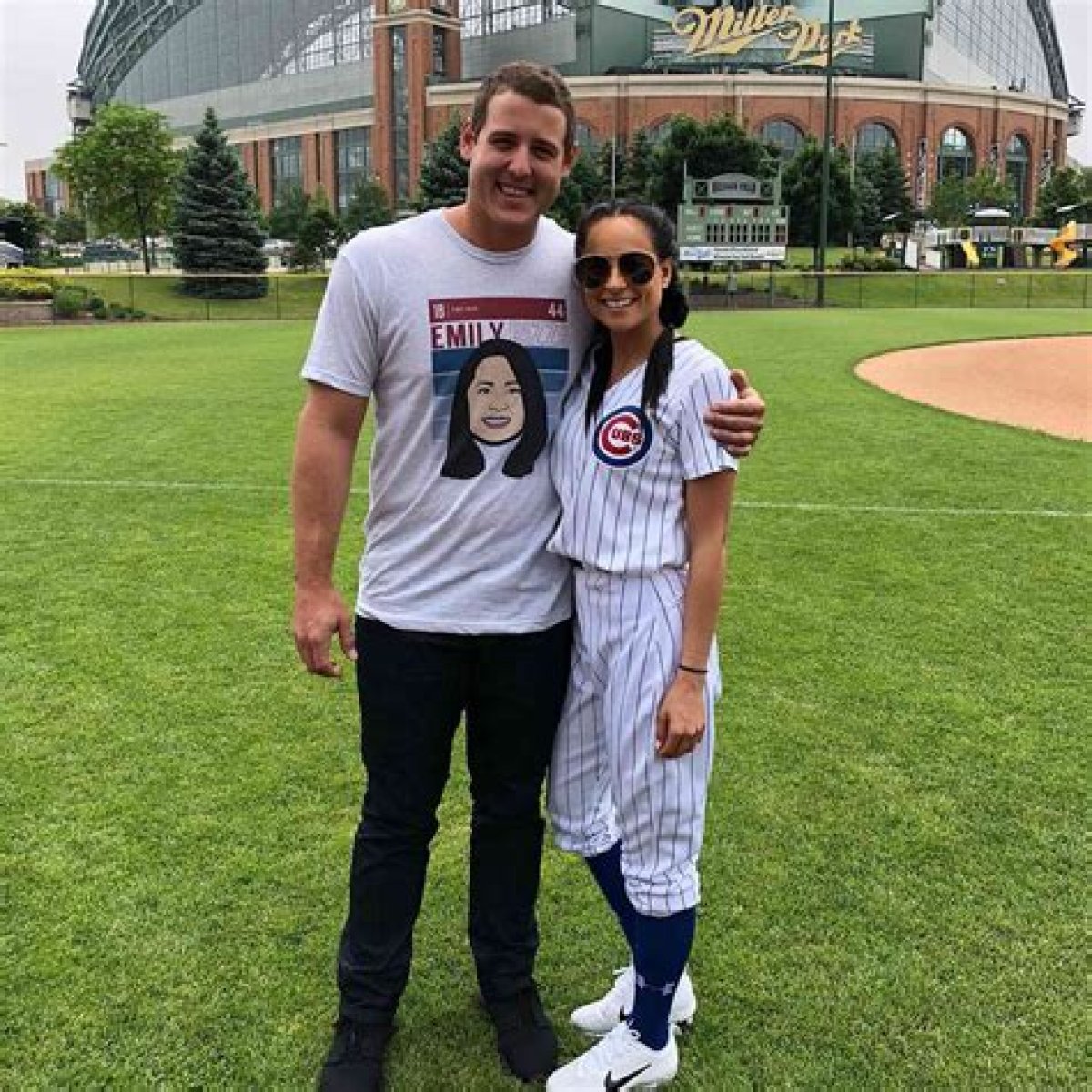 Who Is Anthony Rizzo’s Wife Emily Vakos? Her Age, Nationality, Bio
