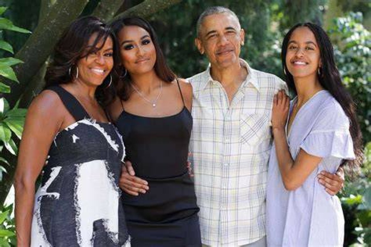 Who Is Barack Obama's Daughter Sasha Obama? Her Age & More
