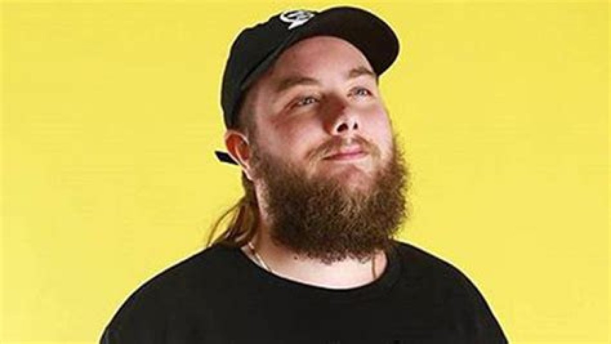 Who Is Chad Roberts Dating – Chad Roberts's Girlfriend & Exes
