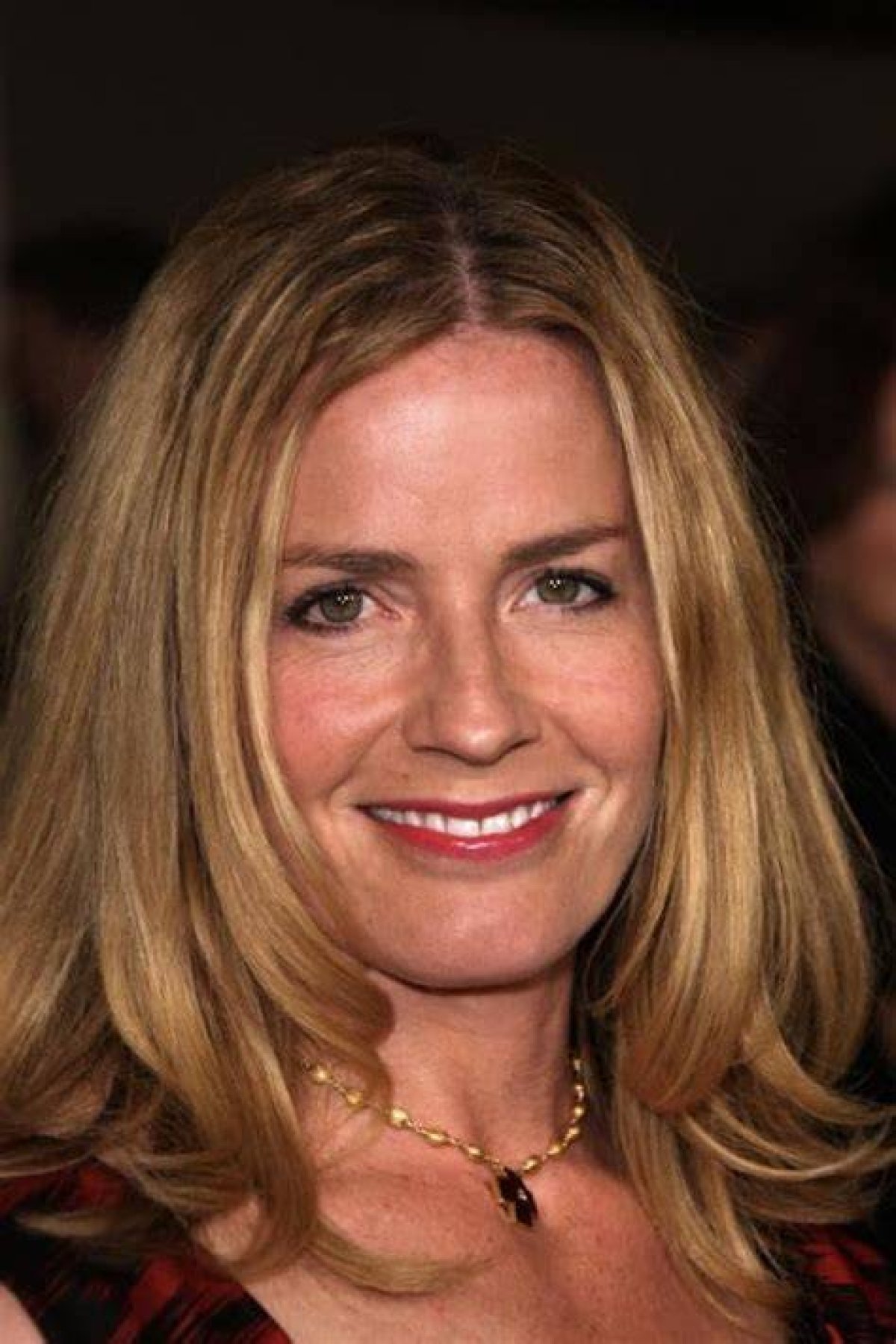 Who Is Elisabeth Shue's Daughter Agnes Charles Guggenheim? His Age, Bio