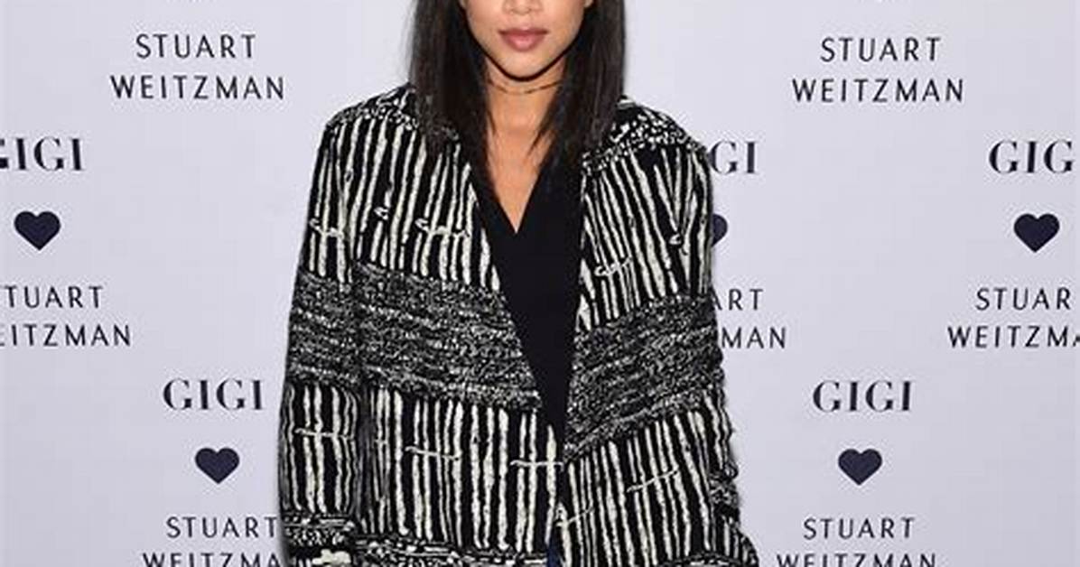 Who Is Entrepreneur Hannah Bronfman? Her Age, Mother & More