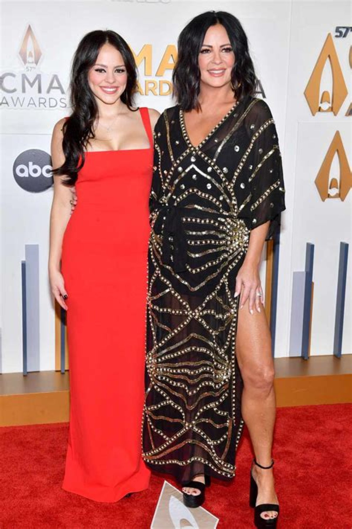 Who Is Sara Evans Dating – Sara Evans's Husband & Exes