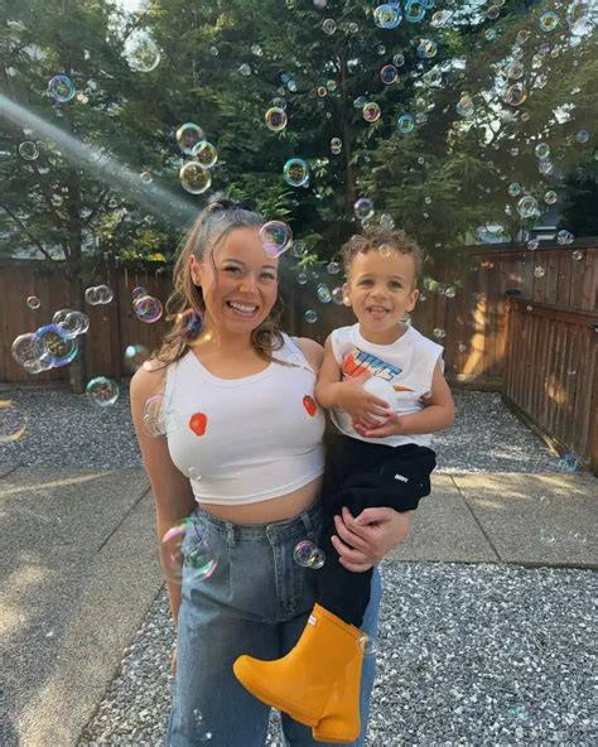 Who Is Sarai Jones Dating – Sarai Jones's Boyfriend & Exes