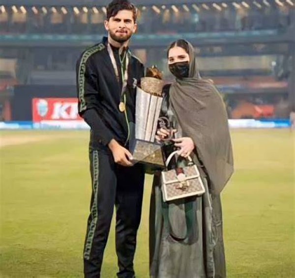 Who Is Shaheen Shah Afridi Wife Ansha? and Check Daughter Name, Age, Height and Pics