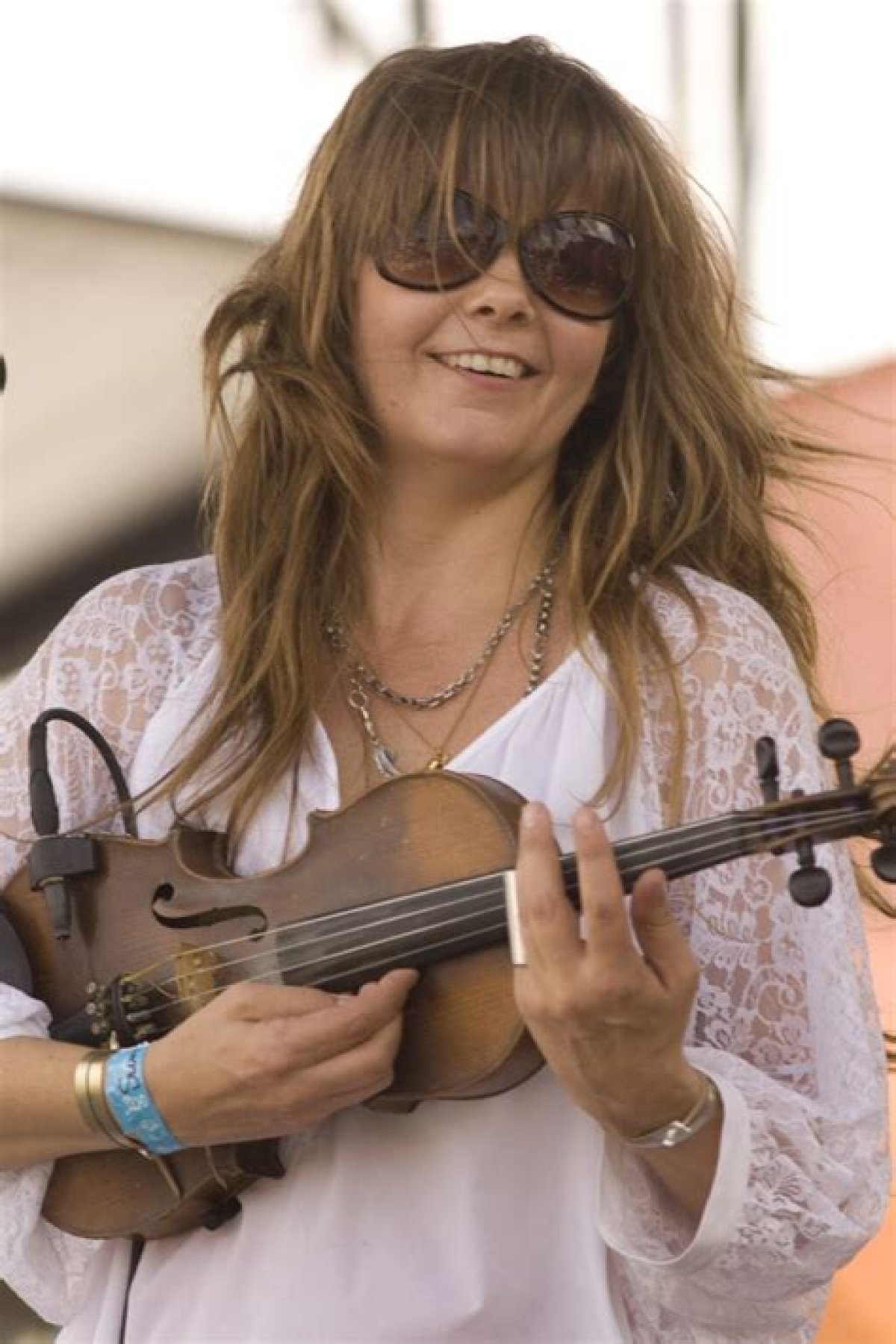 Who Is Singer Theresa Andersson? Her Husband, Age, Family
