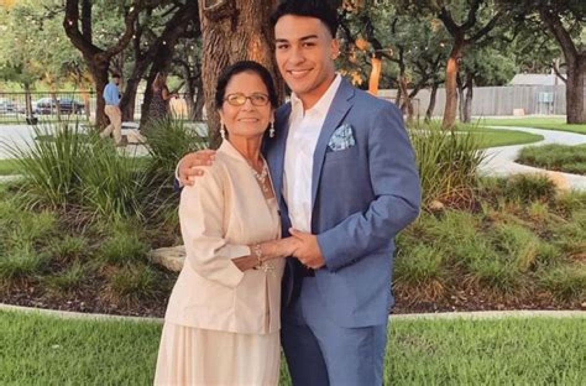 Who Is Suzette Quintanilla’s Son Jovan Arriaga? His Height, Age