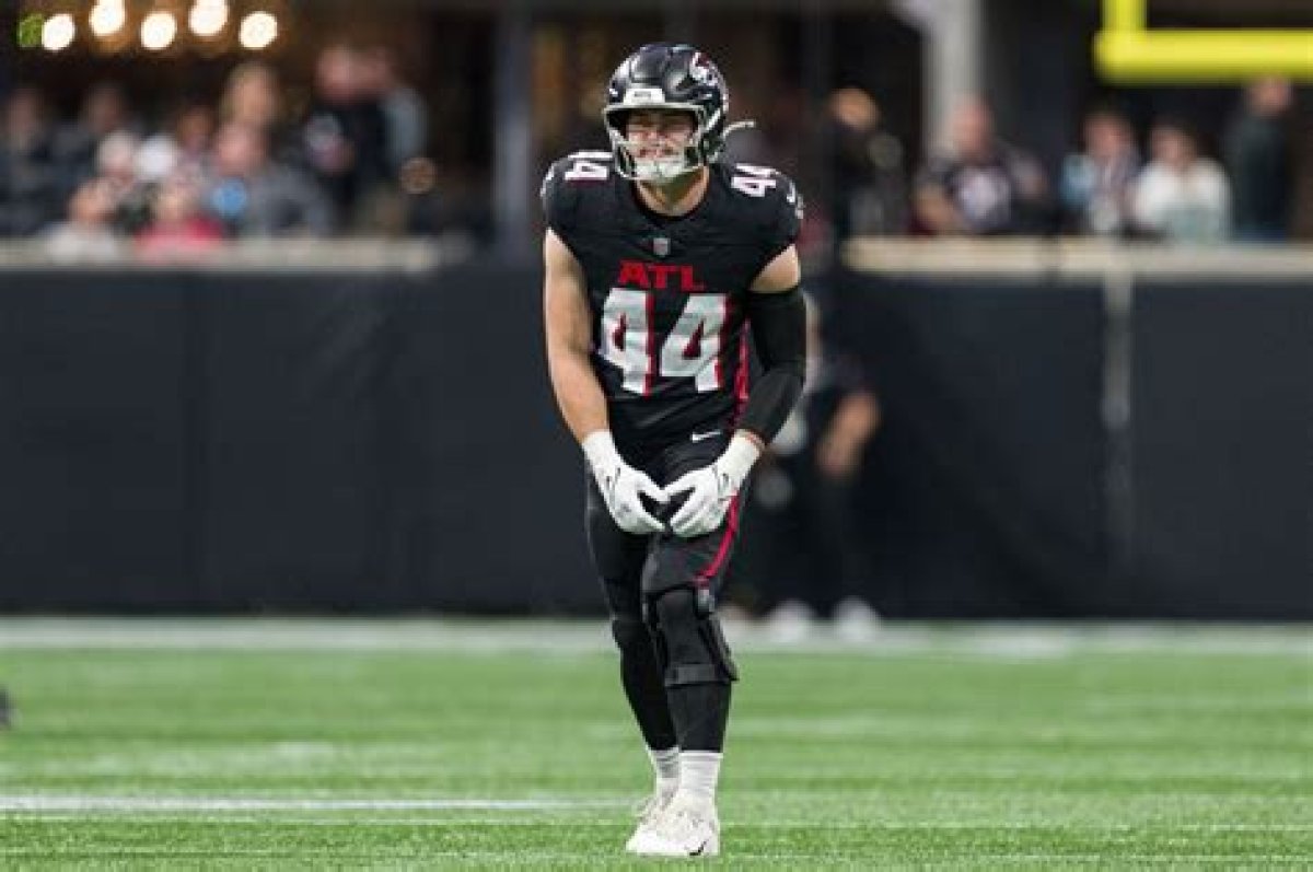 Who Is the Girlfriend of Troy Andersen? His Parents, Family, Salary and Jersey