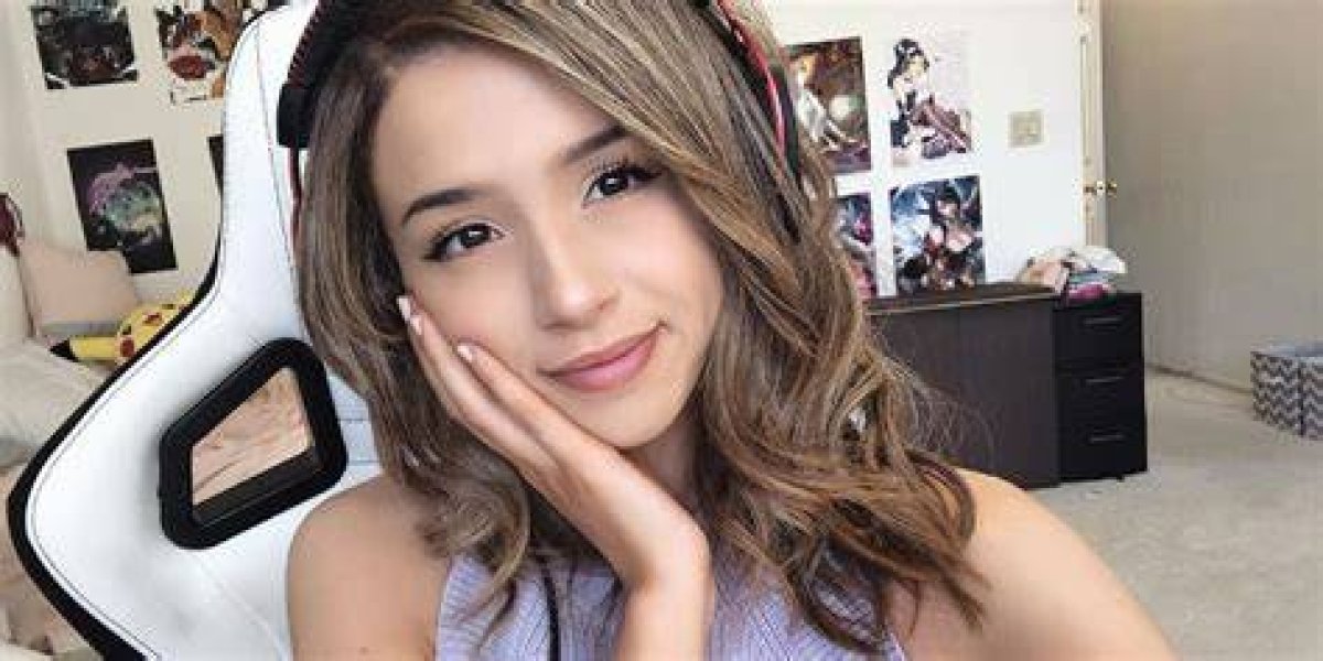 Who Is Youtuber Pokimane? Her Age, Real Name & More