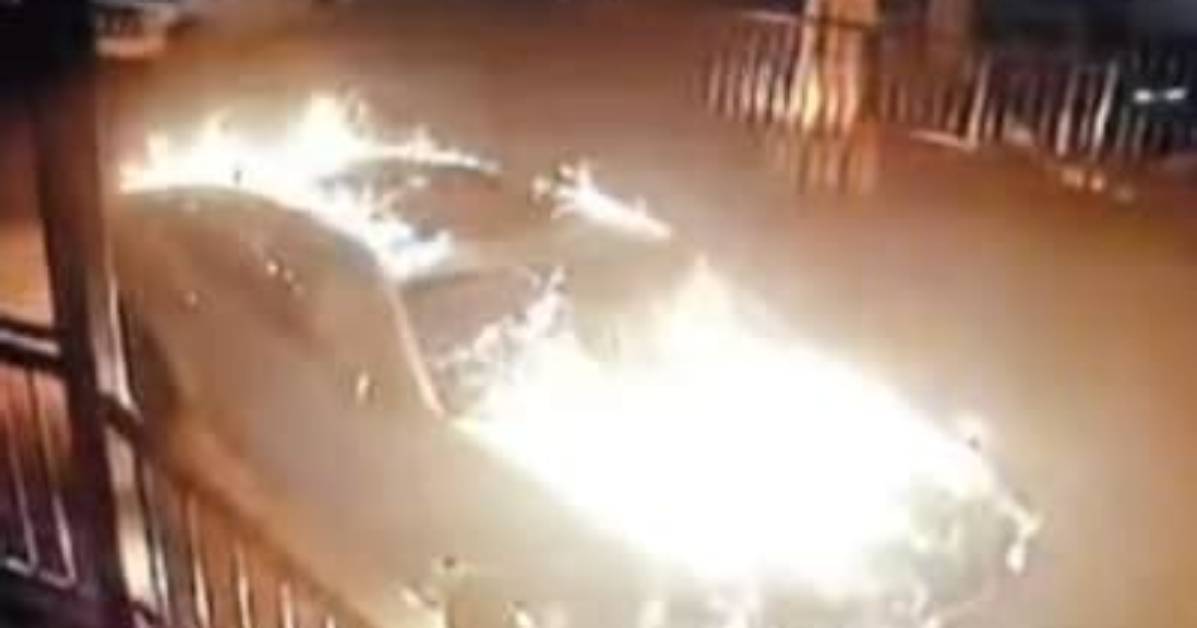 Woman Sets Fire on Beautician's Car in Eyelash Extension Appointment Dispute; See Here