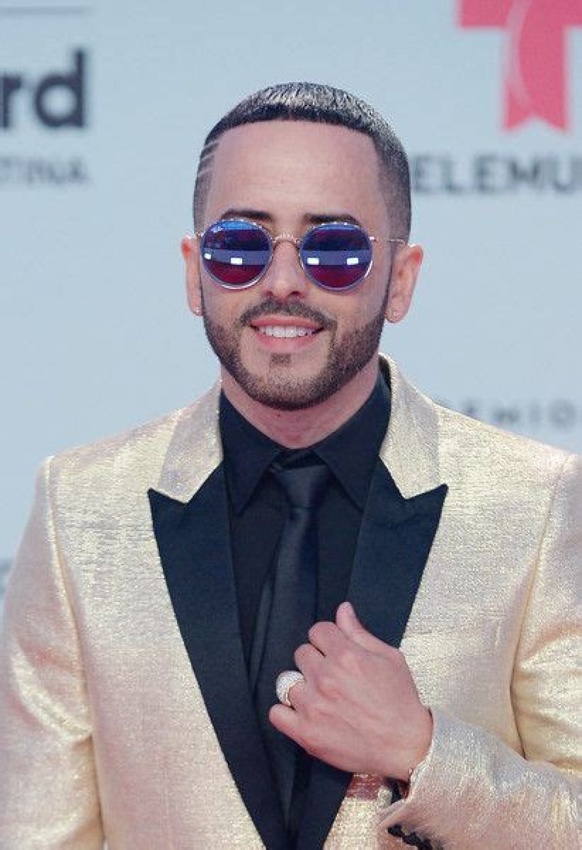 Yandel’s Wife: Who Is Yandel Dating?